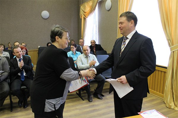  Павел Качан поздравил сотрудников администрации с прошедшим Днем местного самоуправления
